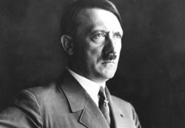 Адольф Гитлер <br /> Расист» width=»950″><br />Источник фото: <a href=
