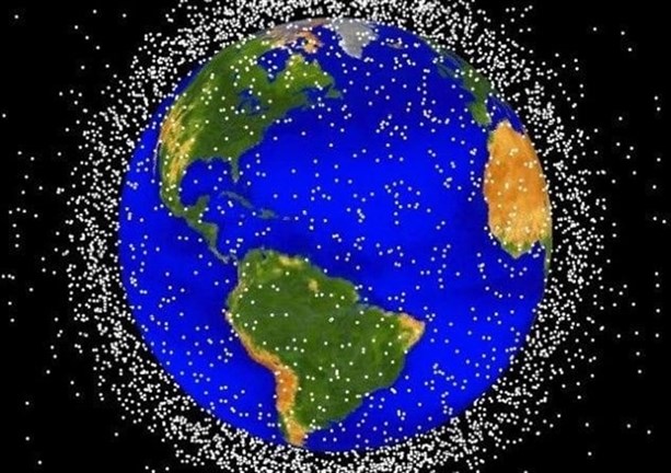 Космический мусор вокруг земли фото