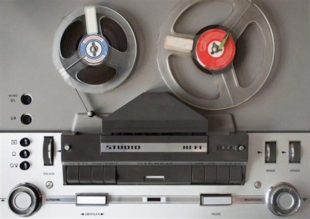 2b-vintage-recorder-175209596-1